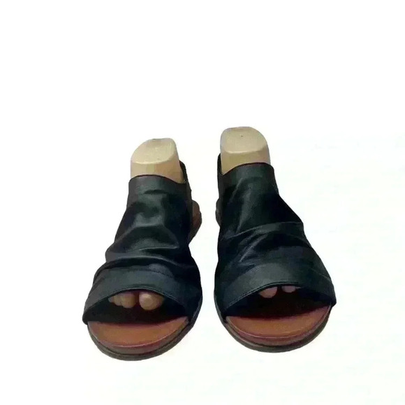 Sheridan Mia -Mya Women Black  Sling Back  Sandals Flat Size EUR 41/US 10-10.5 - Picture 7 of 10